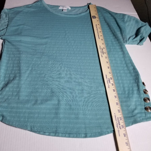 NEW YORK LAUNDRY TEAL BLUE BLOUSE WITH BUTTONS ON SIDES SIZE LARGE - Picture 4 of 11